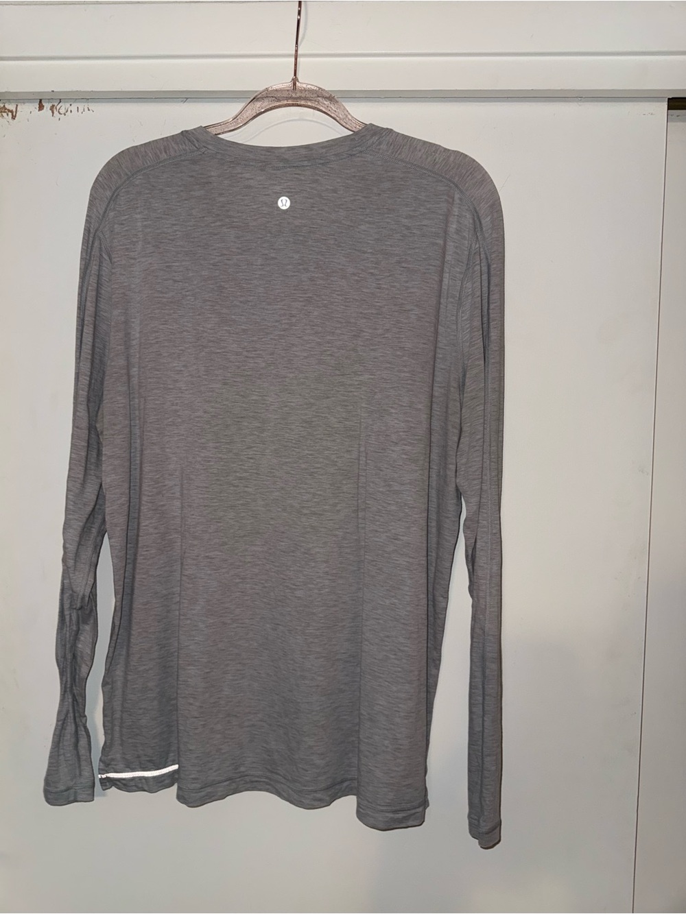 Lululemon Long Sleeve Shirt - Men’s Size XLarge Heather Grey